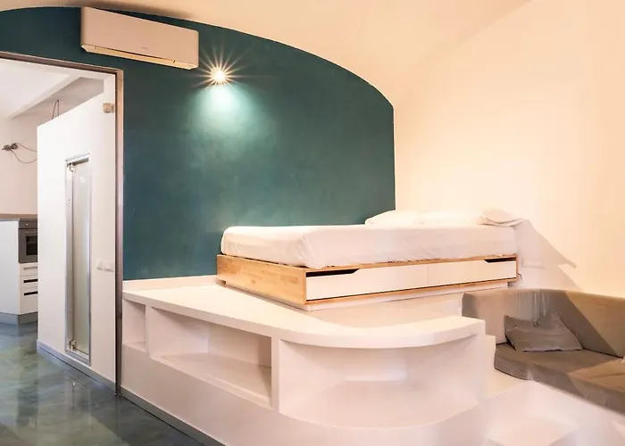 Apartamento Monti Stay- Steps From Colosseum Roma